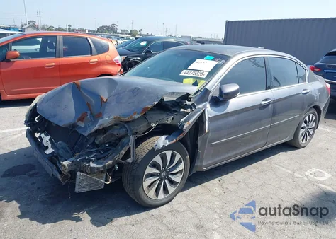 2015 Honda Accord Hybrid Touring из США, поврежденный, VIN 1HGCR6F74FA009959